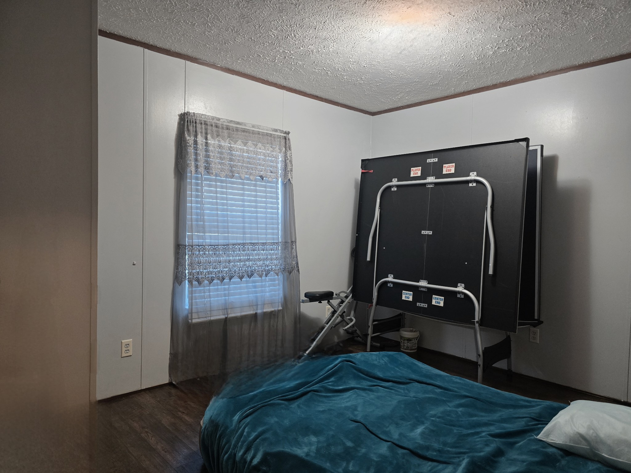 502 Case Road Prospect, TN 38477 - Photo 17 of 20 a bedroom with a bed and a mirror