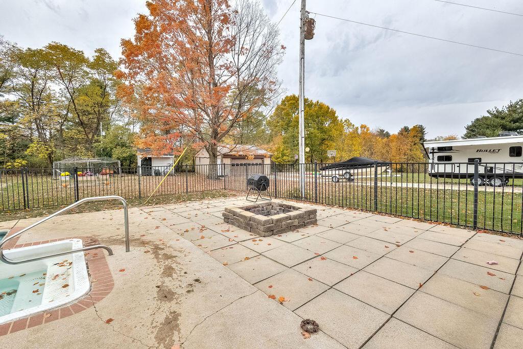 3519 Simmons Church Road Centerburg, OH 43011 - Photo 8 of 35 1-13