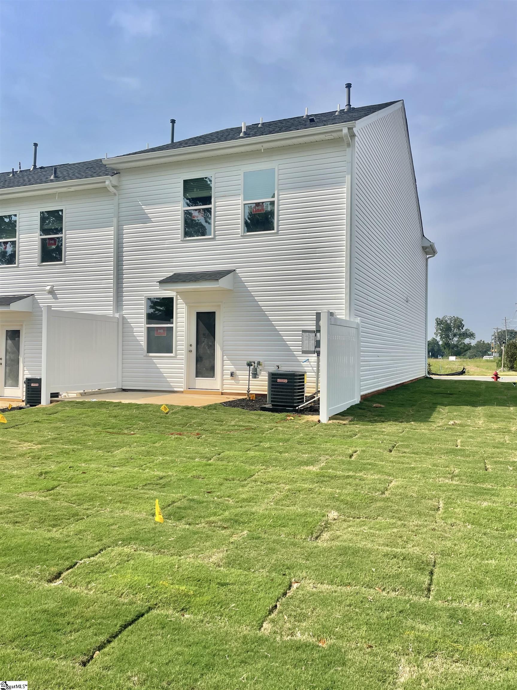 2044 Hillman Way Roebuck, SC 29376 - Photo 33 of 43
