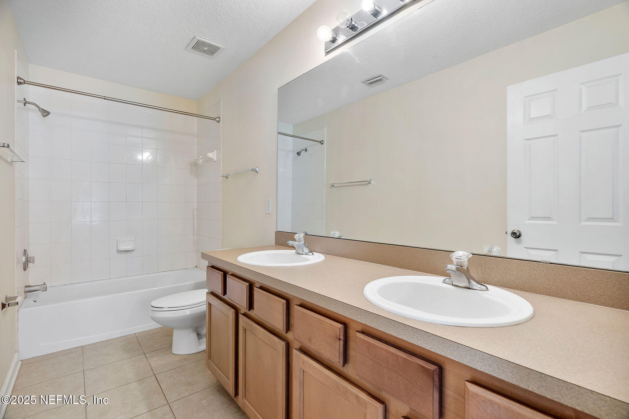 6700 Bowden Road, Unit 403 Jacksonville, FL 32216 - Photo 14 of 28 Primary