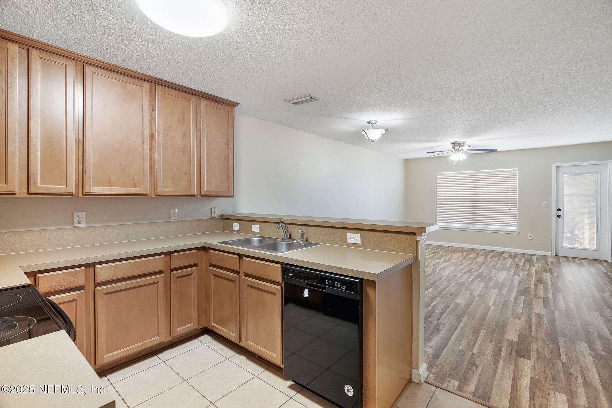 6700 Bowden Road, Unit 403 Jacksonville, FL 32216 - Photo 10 of 28 Kitchen