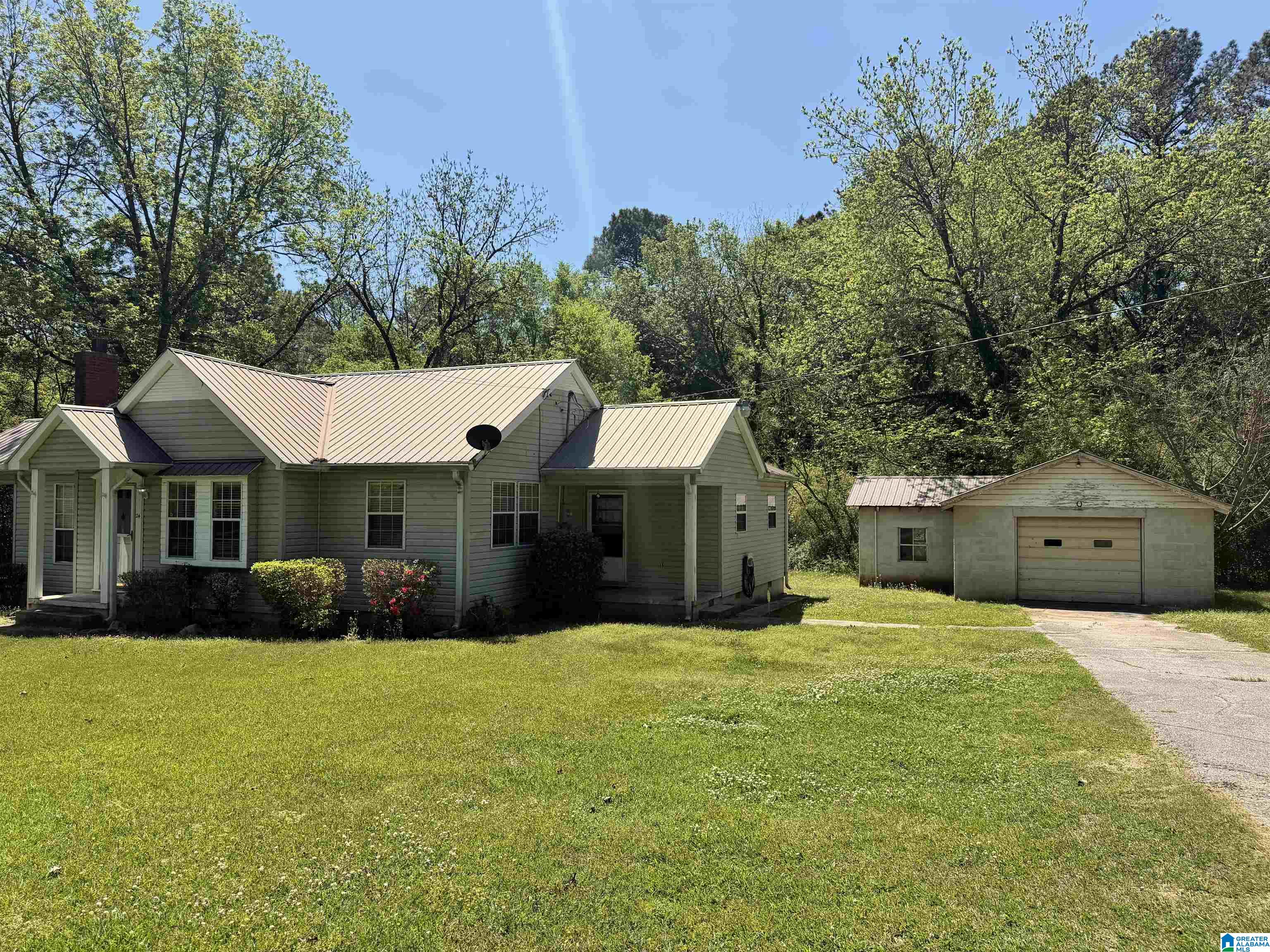 24 West Glade Road Anniston, AL 36206 - Photo 16 of 17