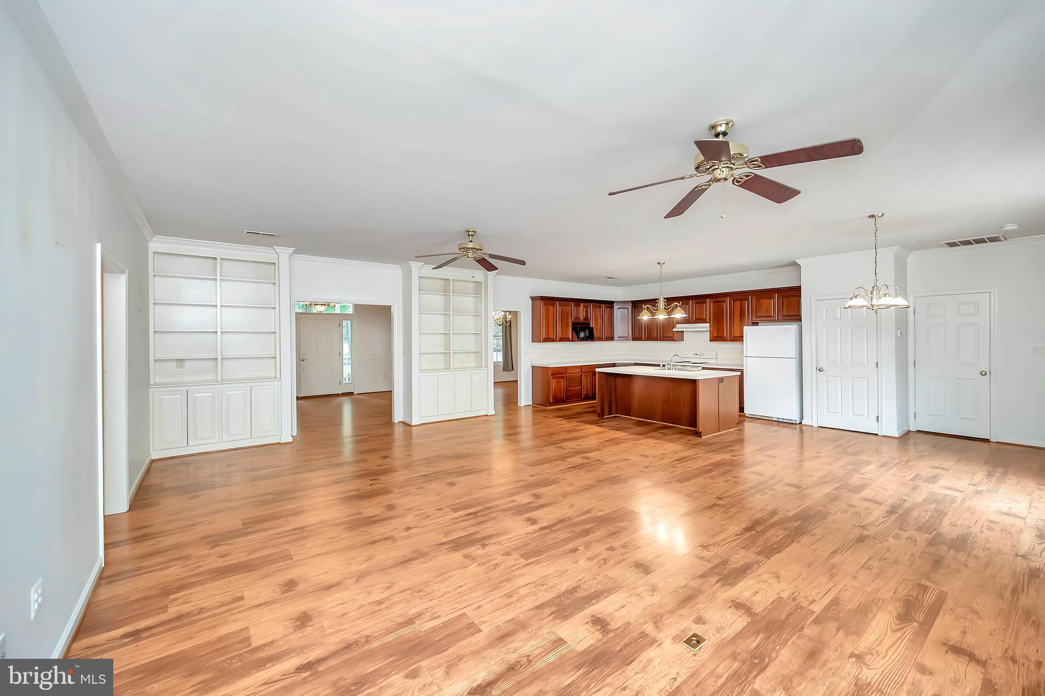 31342 Paynes Farm Locust Grove, VA 22508 - Photo 11 of 33 Beautiful built-ins and archways