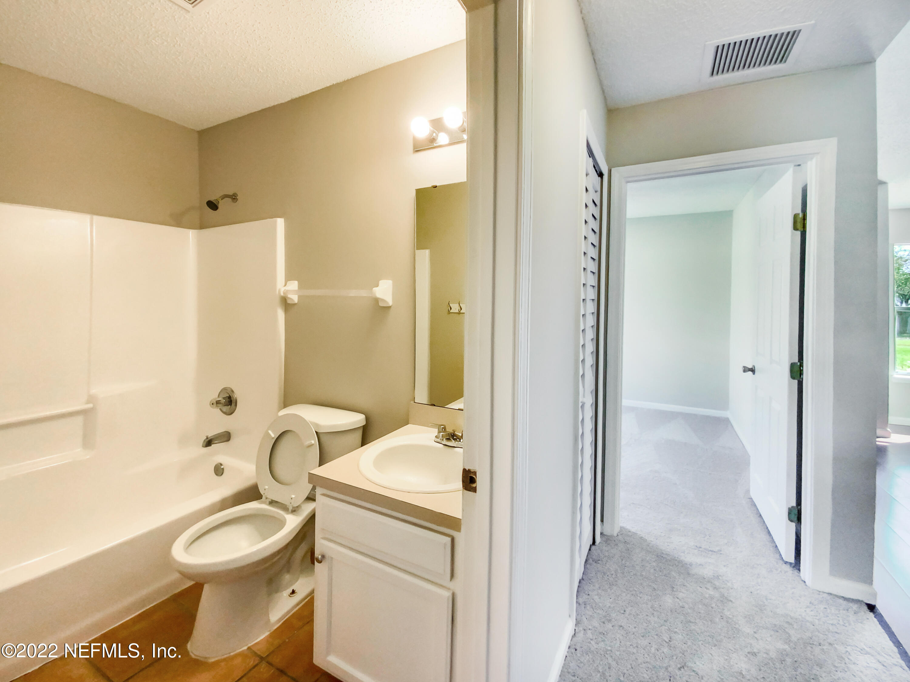 8652 Springtree Road Jacksonville, FL 32210 - Photo 15 of 24 listing_15