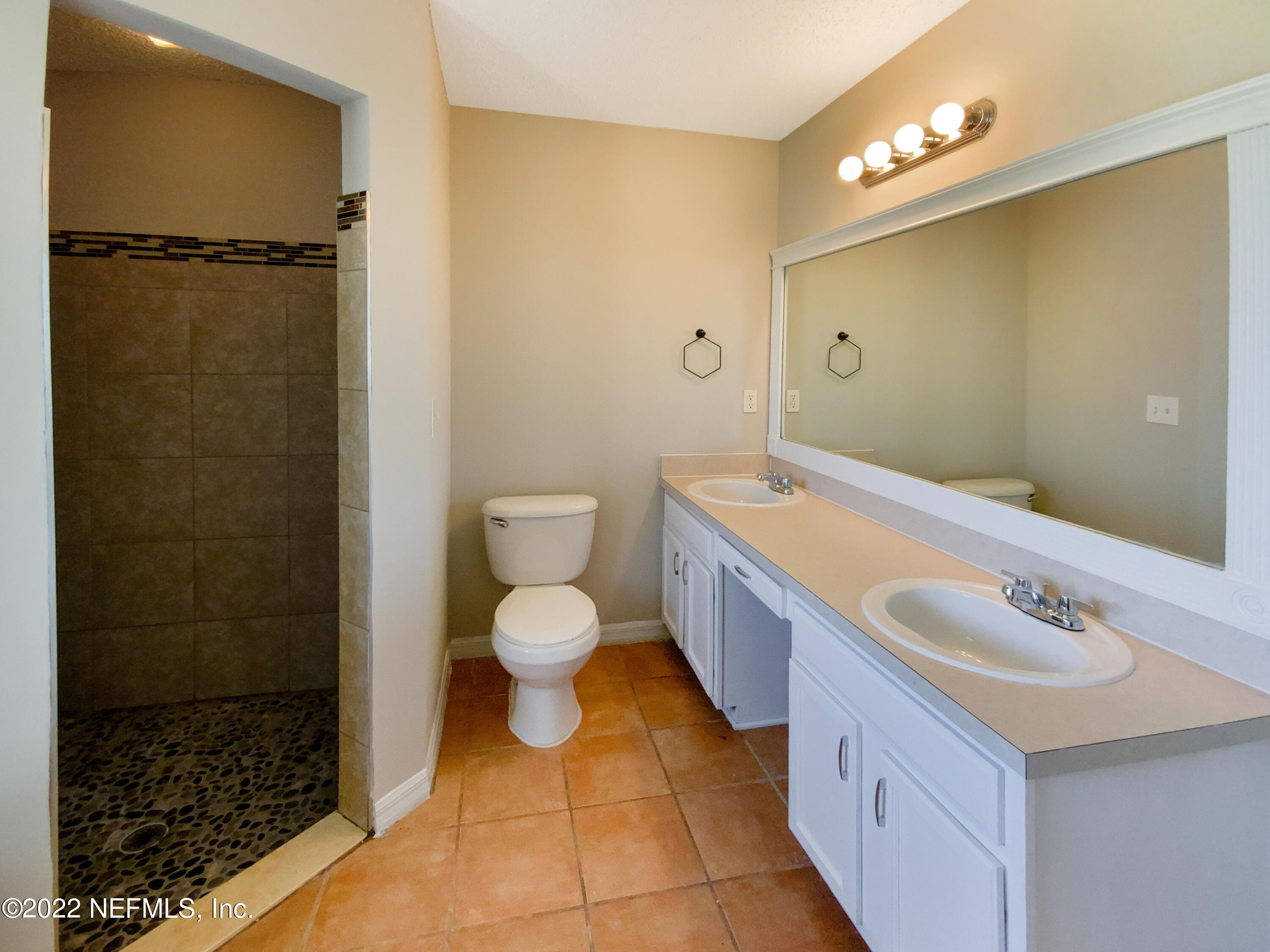 8652 Springtree Road Jacksonville, FL 32210 - Photo 17 of 24 listing_17