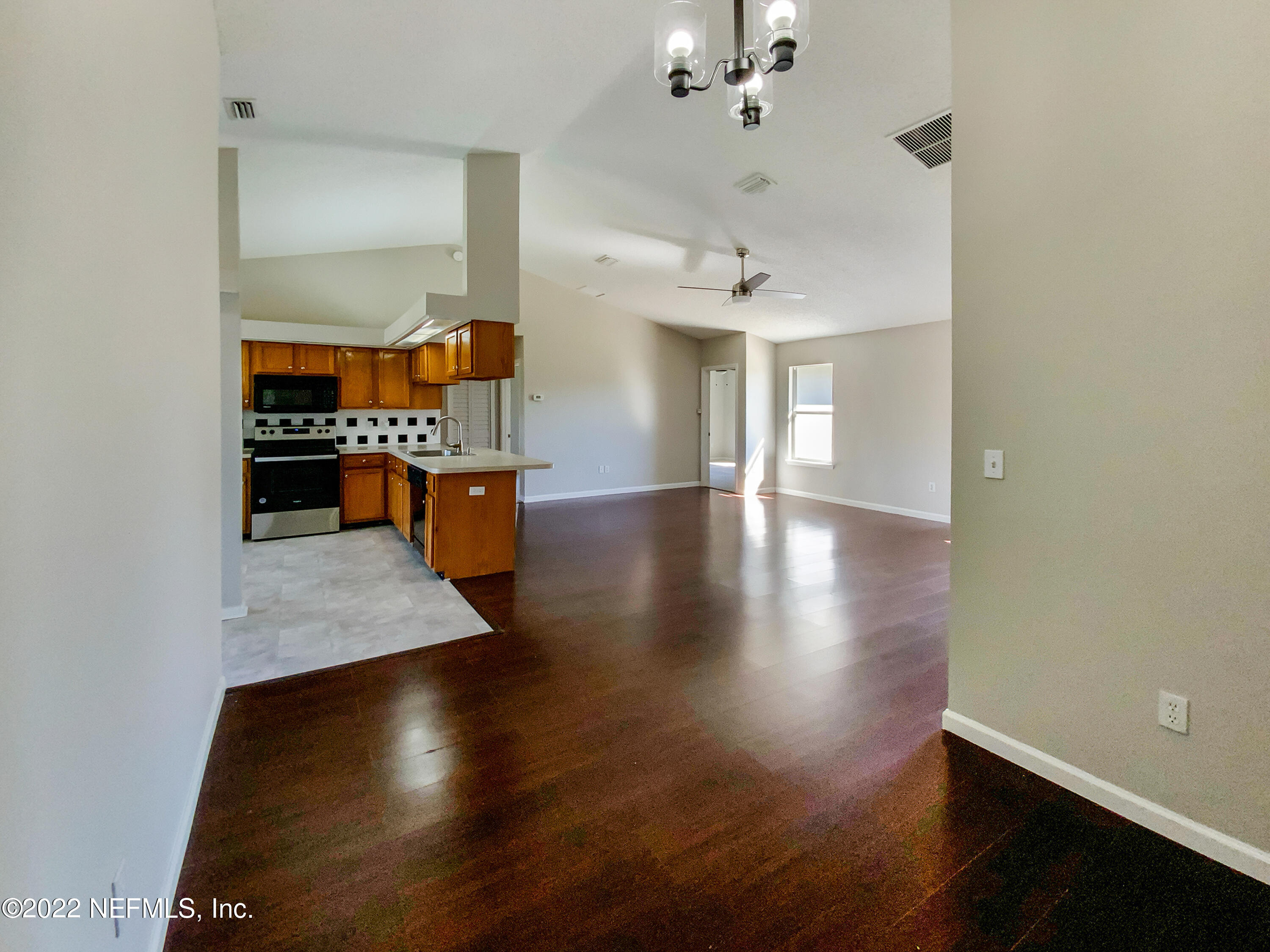 8652 Springtree Road Jacksonville, FL 32210 - Photo 22 of 24 listing_23