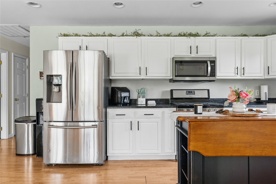 124 Old Stone Road Norwich, NY 13815 - Photo 9 of 42 Gallery Image 9