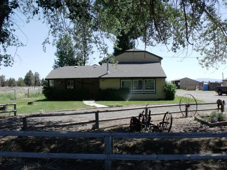 62750 Dodds Road Bend, OR 97701 - Photo 1 of 25 Primary Photo