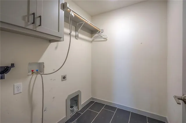 $435,000 | 1632 North 157th Street, Basehor, KS 66007