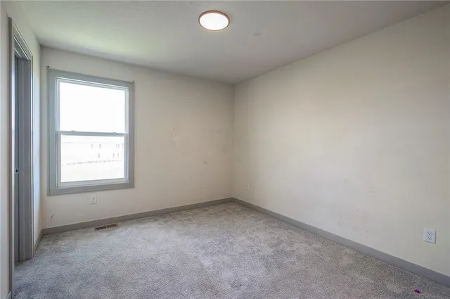 $435,000 | 1632 North 157th Street, Basehor, KS 66007