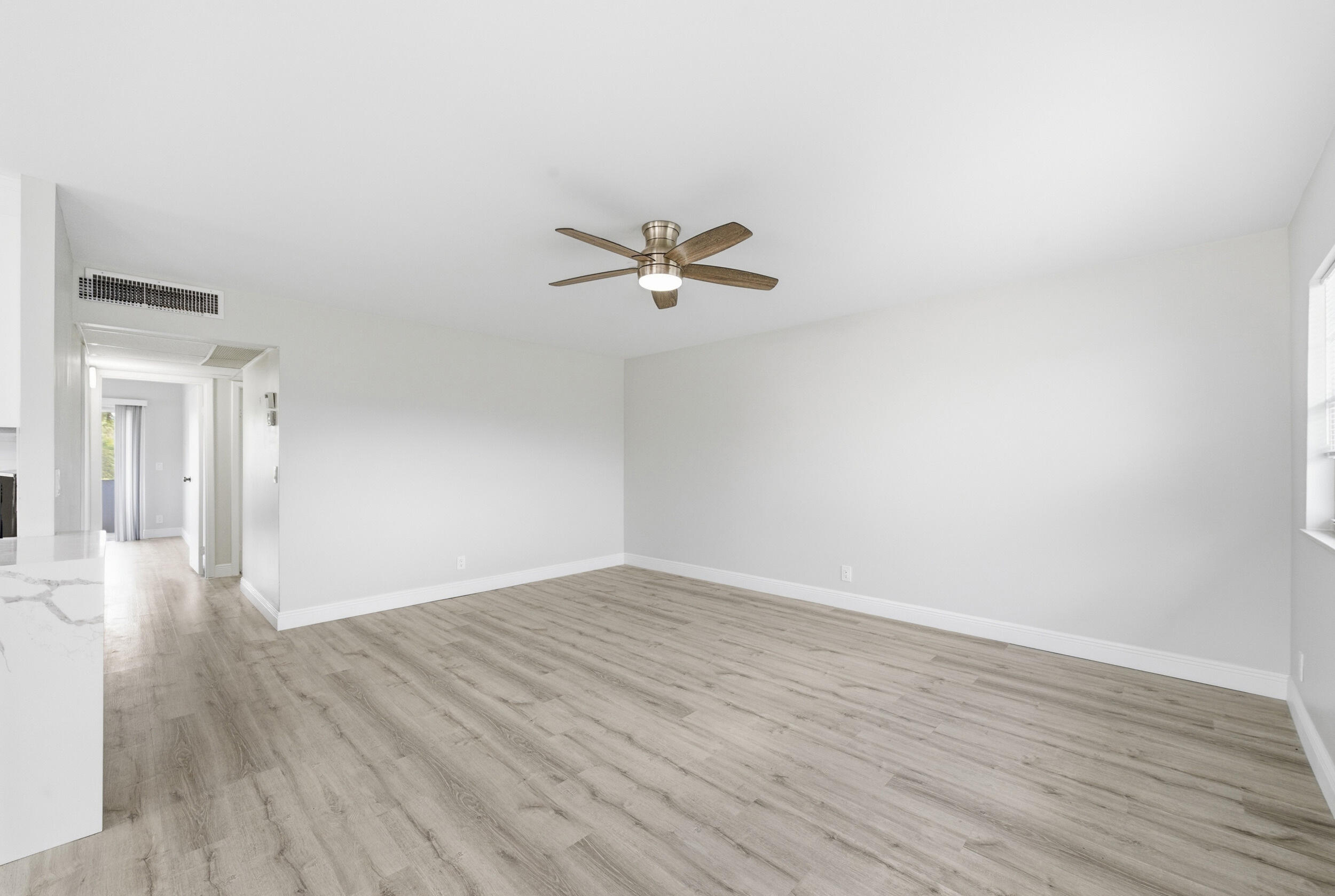 284 Flanders F Delray Beach, FL 33484 - Photo 11 of 74 6_dsc_1744