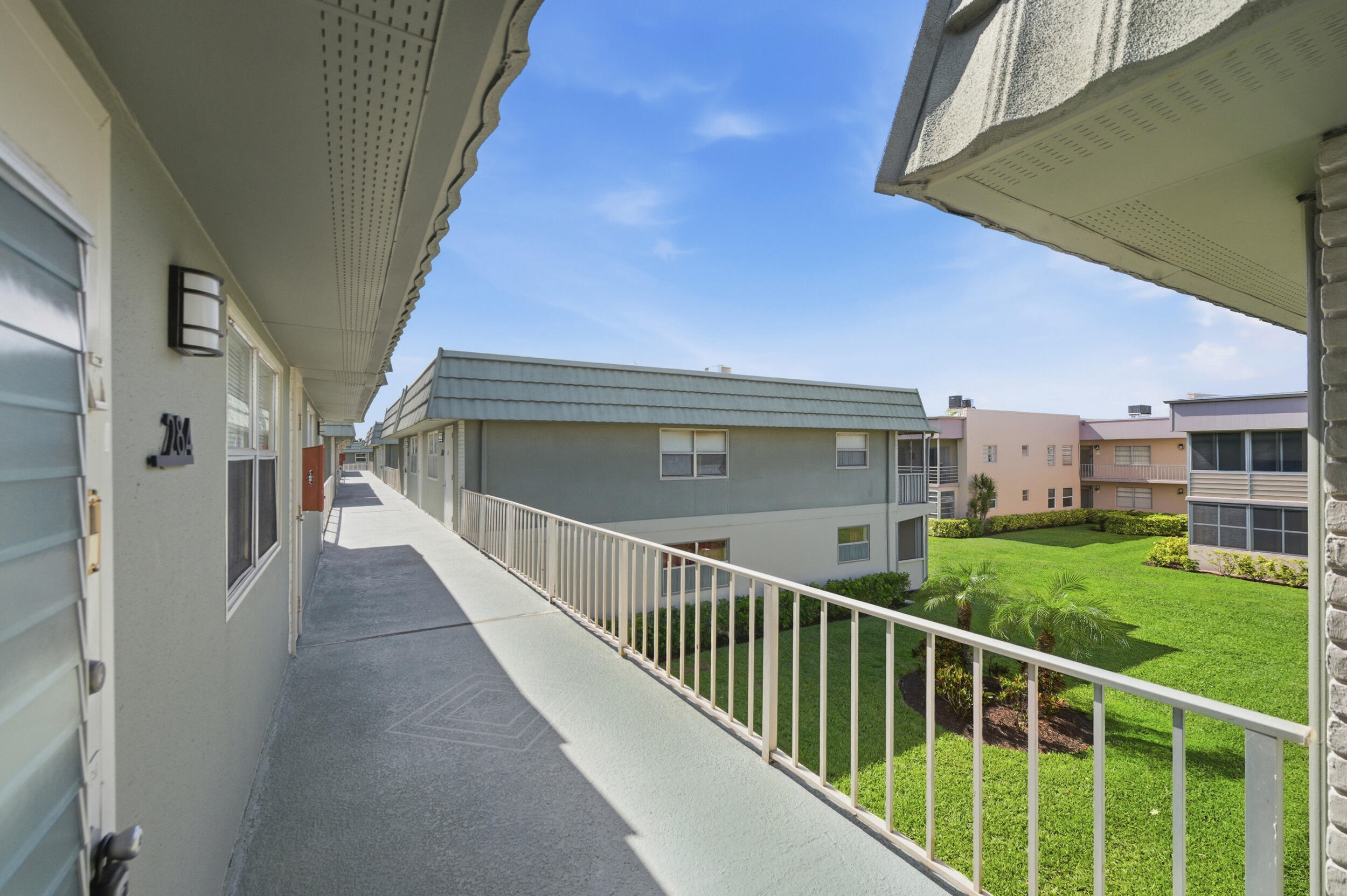 284 Flanders F Delray Beach, FL 33484 - Photo 34 of 74 27_dsc_1874