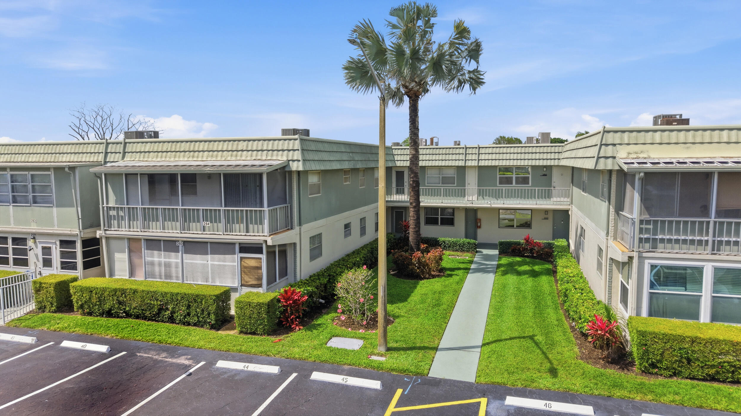 284 Flanders F Delray Beach, FL 33484 - Photo 36 of 74 29_dji_20260410032216_0229_d