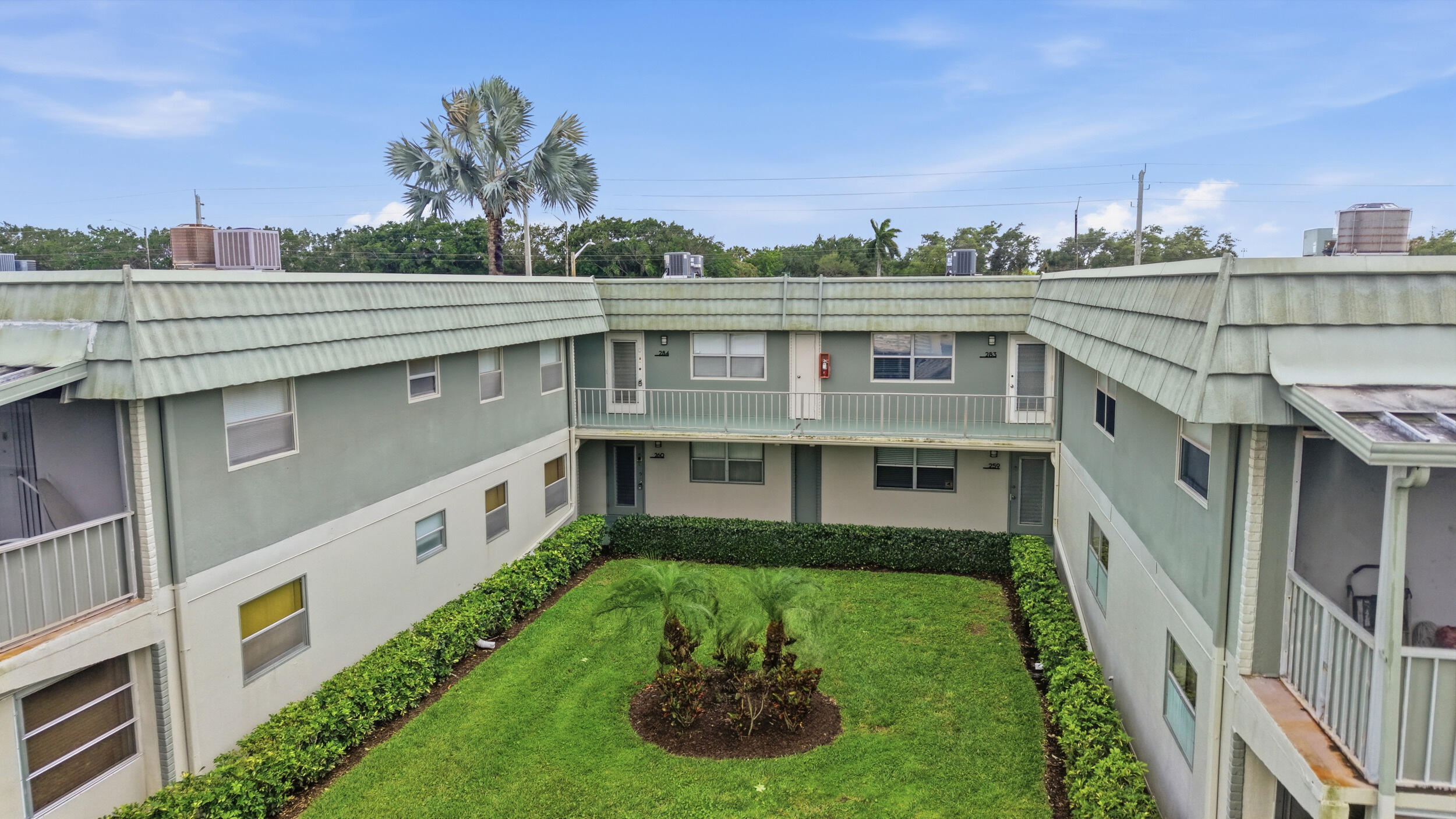 284 Flanders F Delray Beach, FL 33484 - Photo 40 of 74 34_dji_20260410032430_0249_d
