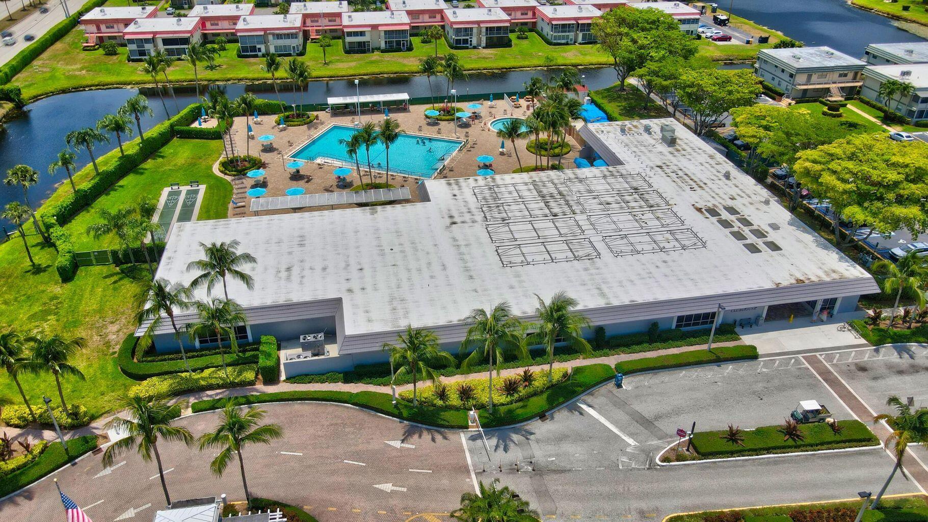 284 Flanders F Delray Beach, FL 33484 - Photo 49 of 74 20220314222351810034000000-o