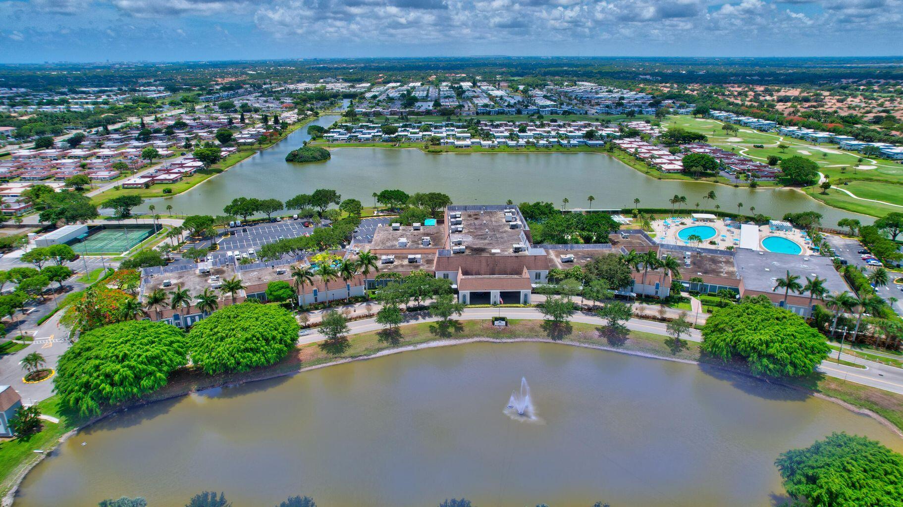 284 Flanders F Delray Beach, FL 33484 - Photo 54 of 74 20220314222446297981000000-o