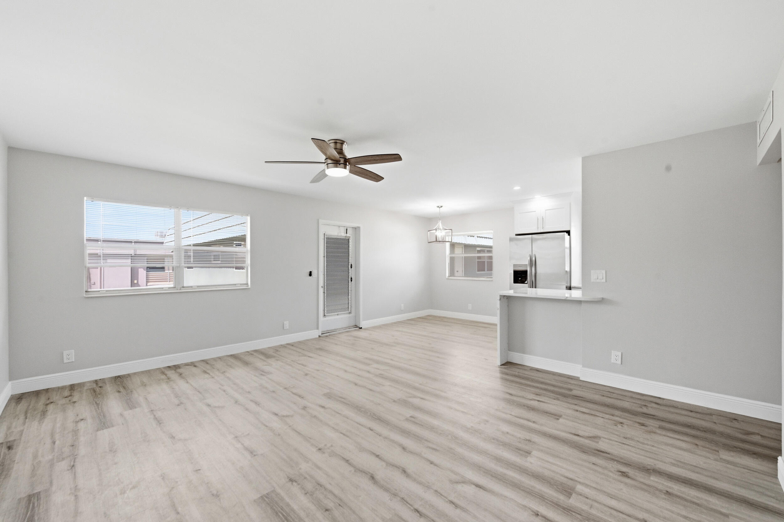 284 Flanders F Delray Beach, FL 33484 - Photo 7 of 74 4_dsc_1734