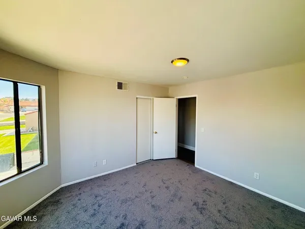 $3,599 | 38343 5th Place West, Palmdale, CA 93551