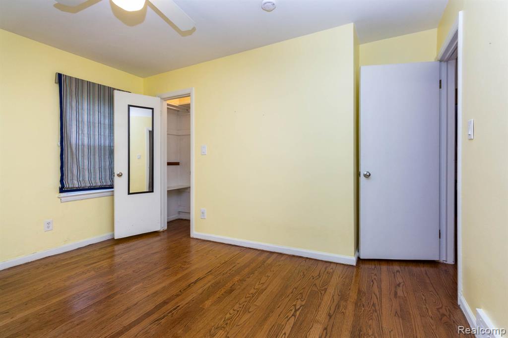 4237 Wakefield Road Berkley, MI 48072 - Photo 15 of 37