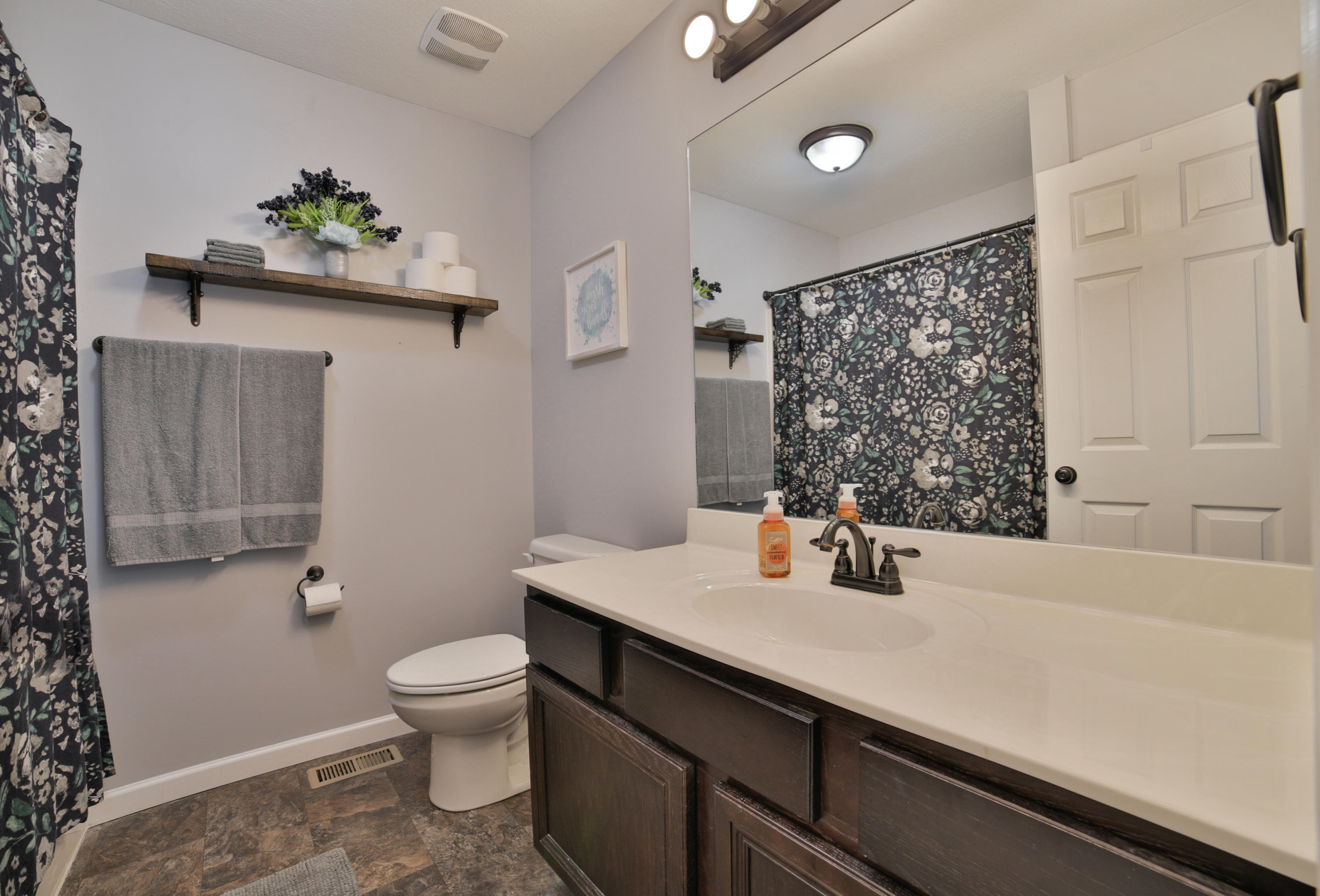 71 Friendship Road Ringgold, GA 30736 - Photo 8 of 18 Master Bath