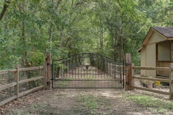 $150,000 | 0 Highway 6, Alvin, TX 77511