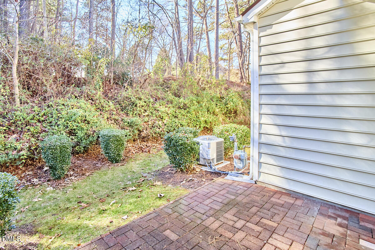 4411 Sugarbend Way Raleigh, NC 27606 - Photo 34 of 39 0034