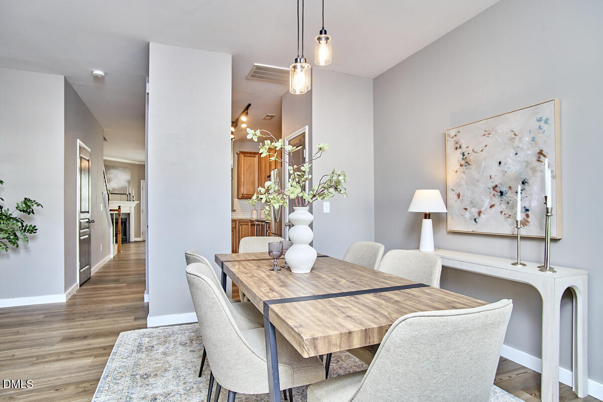 4411 Sugarbend Way Raleigh, NC 27606 - Photo 9 of 39 009