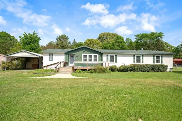 $219,000 | 21133 Joe Paul Lane, Chandler, TX 75758