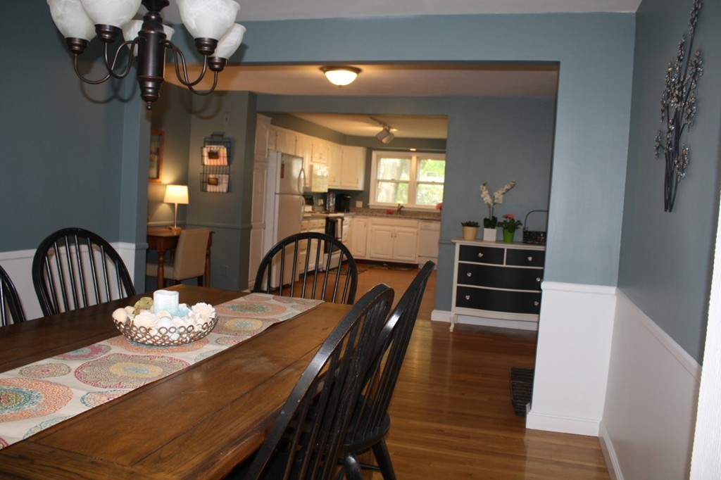 19 Westbrook Road Worcester, MA 01602 - Photo 3 of 30 Gallery Image 3