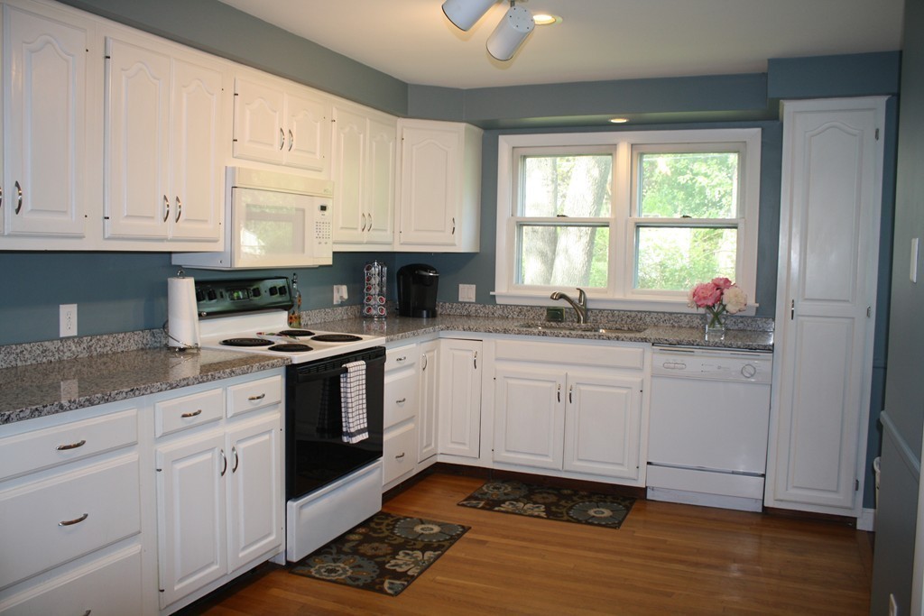 19 Westbrook Road Worcester, MA 01602 - Photo 5 of 30 Gallery Image 5
