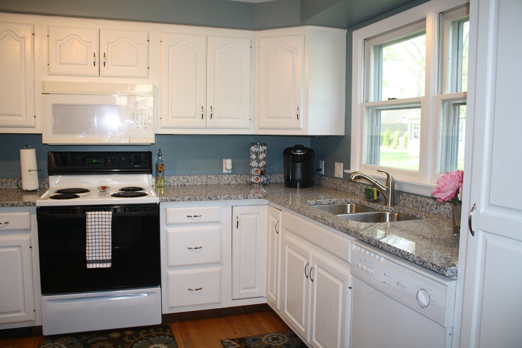 19 Westbrook Road Worcester, MA 01602 - Photo 6 of 30 Gallery Image 6