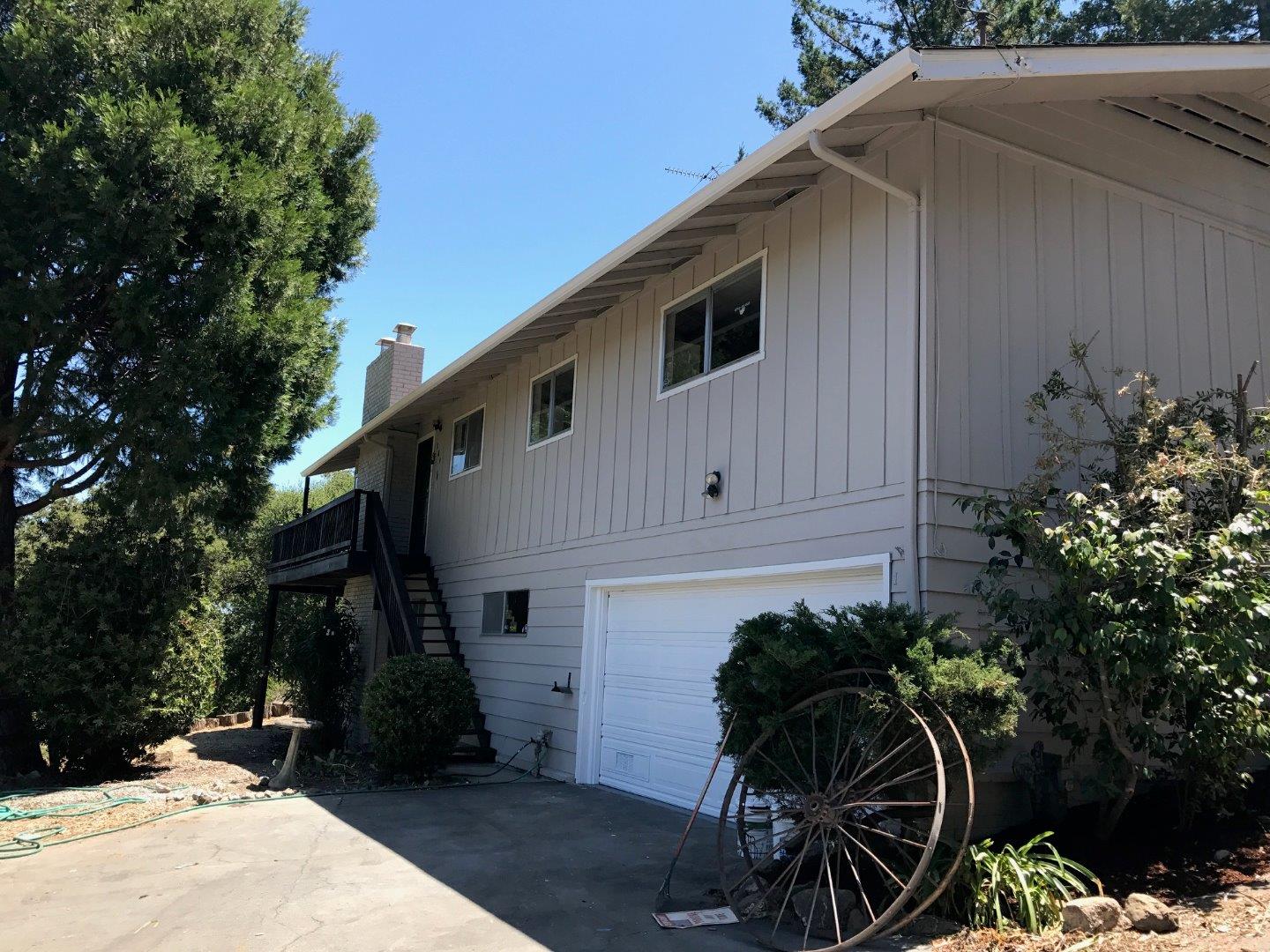 164 Bardet Road Woodside, CA 94062 - Photo 2 of 17