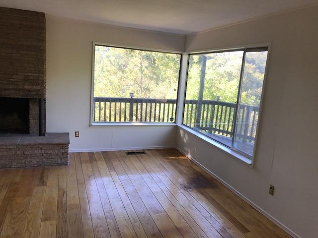 164 Bardet Road Woodside, CA 94062 - Photo 5 of 17