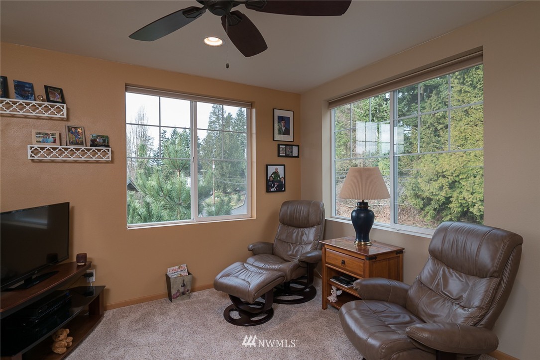 10625 Ross Road, Unit D Bothell, WA 98011 - Photo 13 of 25