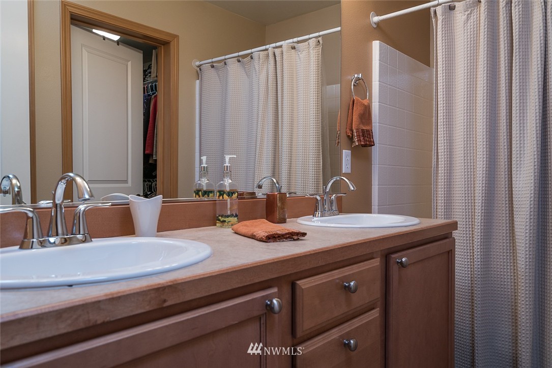 10625 Ross Road, Unit D Bothell, WA 98011 - Photo 17 of 25