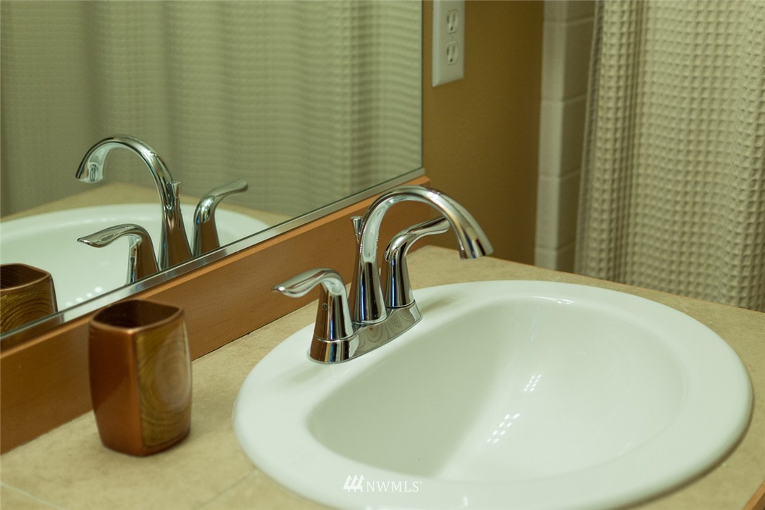 10625 Ross Road, Unit D Bothell, WA 98011 - Photo 18 of 25