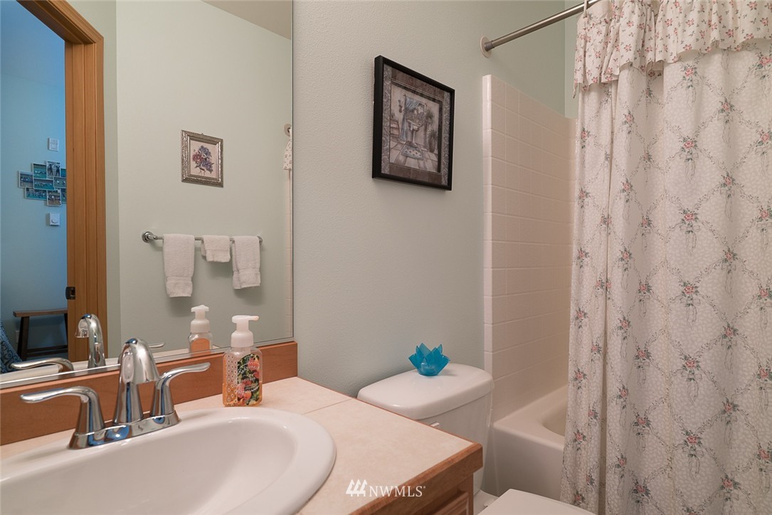 10625 Ross Road, Unit D Bothell, WA 98011 - Photo 22 of 25