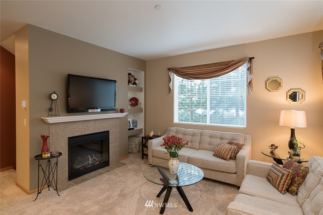 10625 Ross Road, Unit D Bothell, WA 98011 - Photo 4 of 25