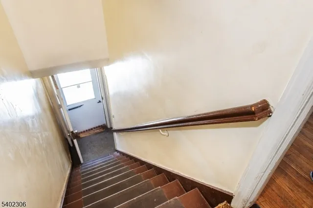 $1,450 | 23 Carpenter Terrace North, Belleville, NJ 07109