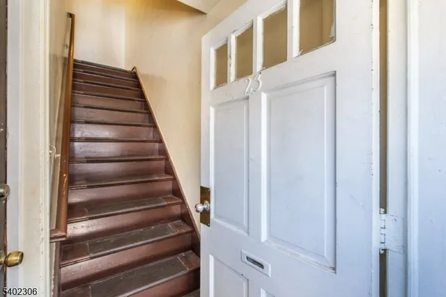 $1,450 | 23 Carpenter Terrace North, Belleville, NJ 07109