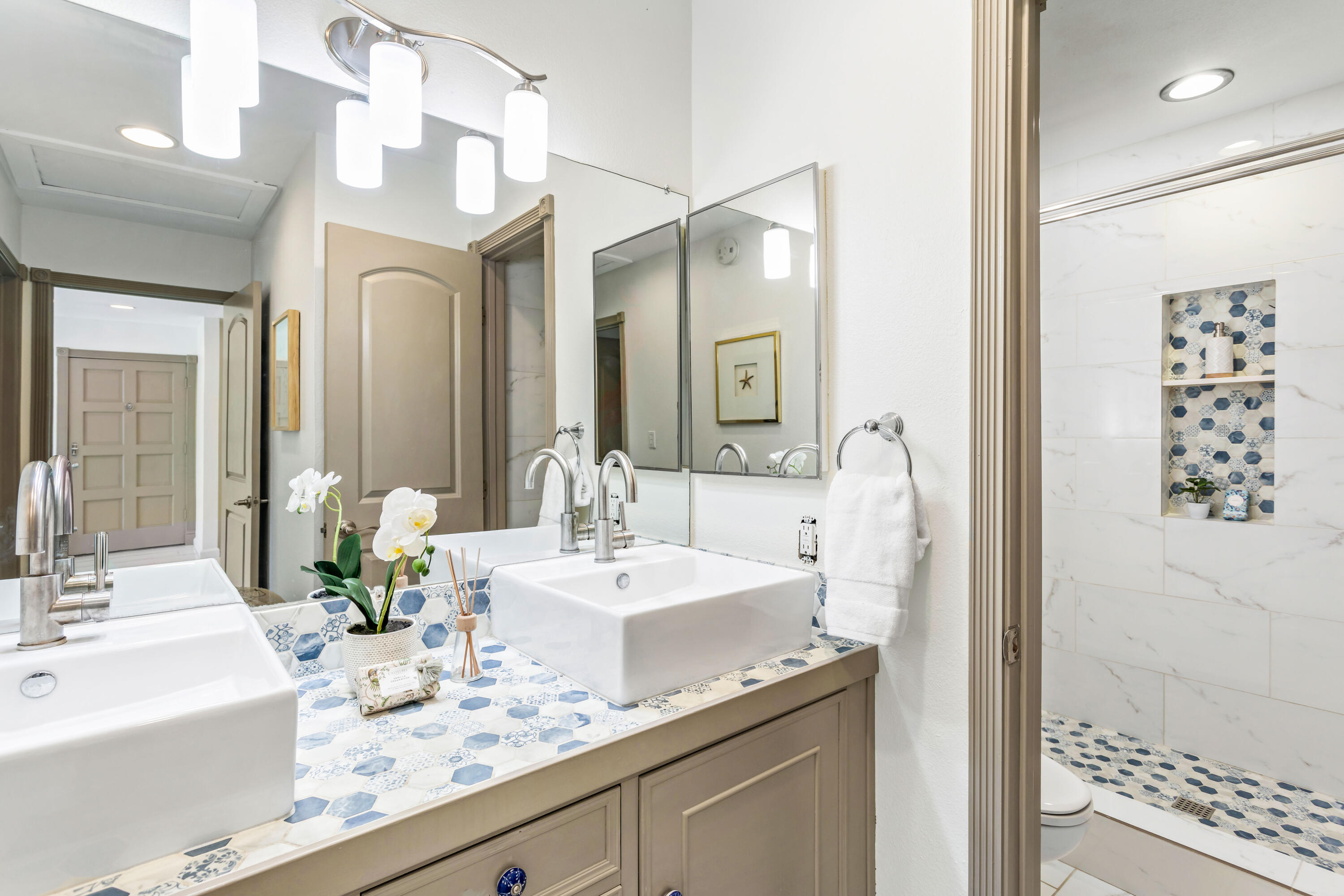 5510 Armitos Avenue, Unit 4 Goleta, CA 93117 - Photo 11 of 17 11