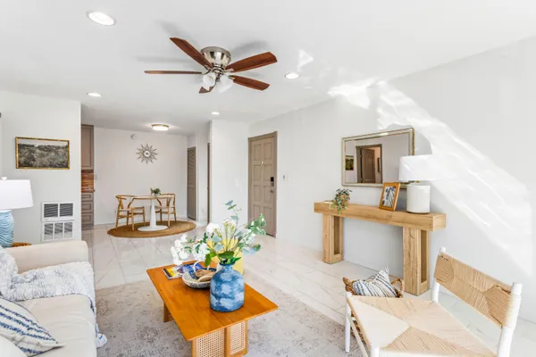 $564,999 | 5510 Armitos Avenue, Unit 4, Goleta, CA 93117