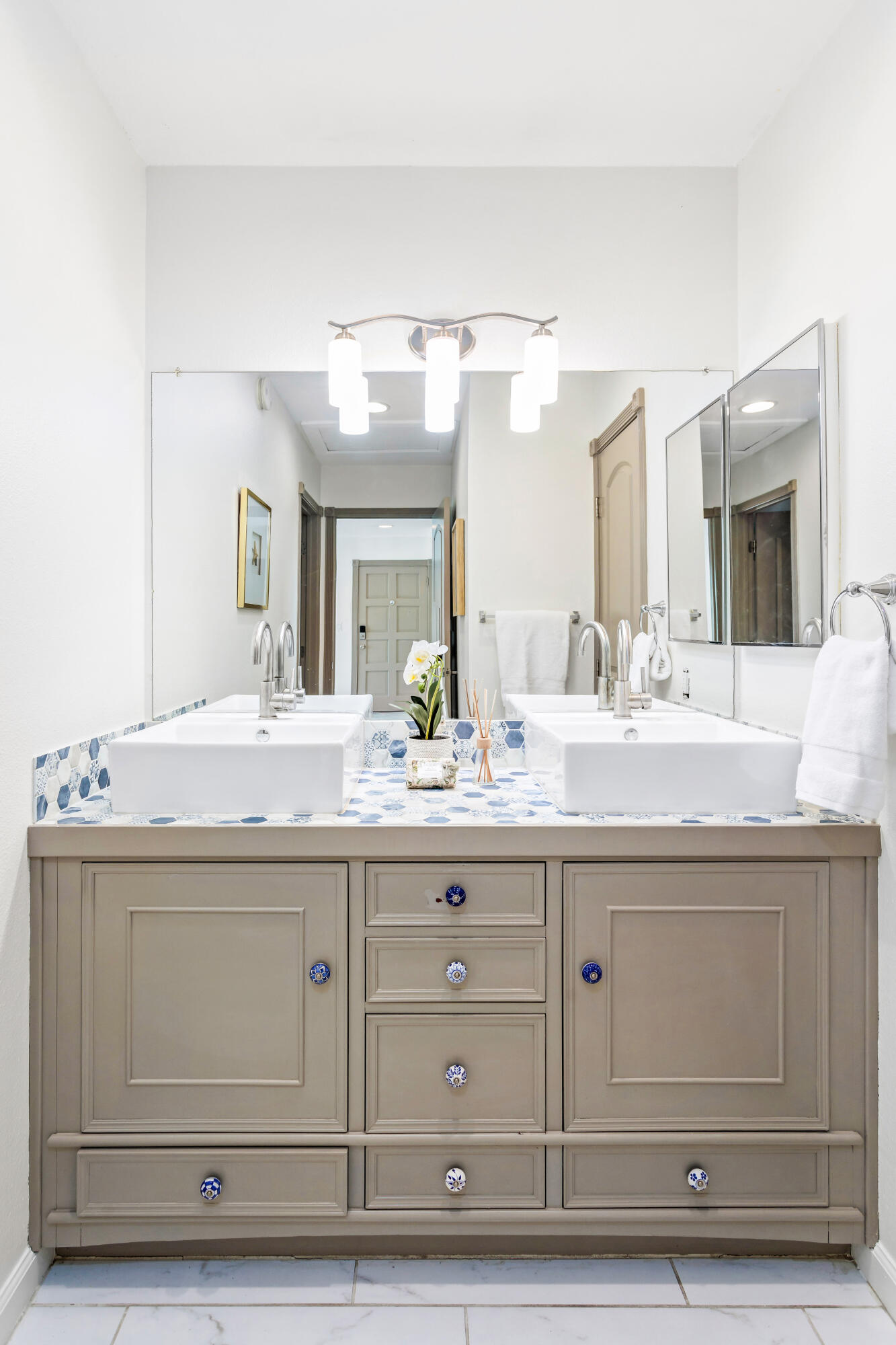 5510 Armitos Avenue, Unit 4 Goleta, CA 93117 - Photo 10 of 17 10