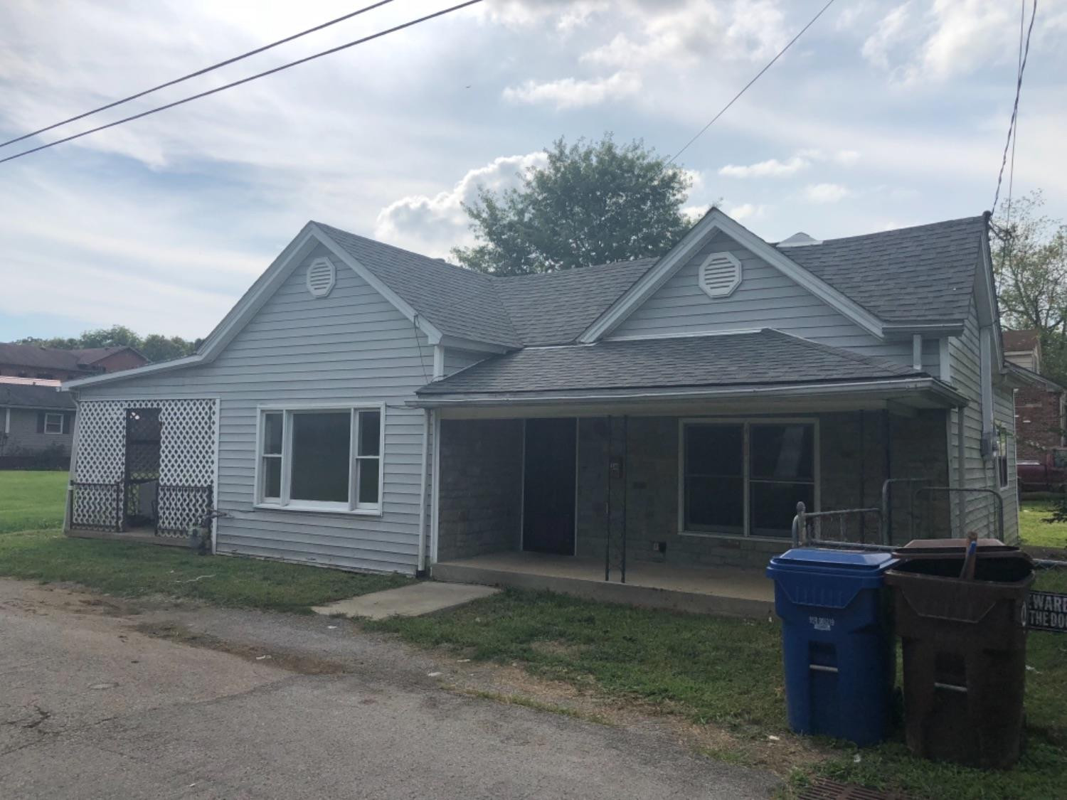 34 Spring Street Winchester, KY 40391 - Photo 1 of 28 Photo 1