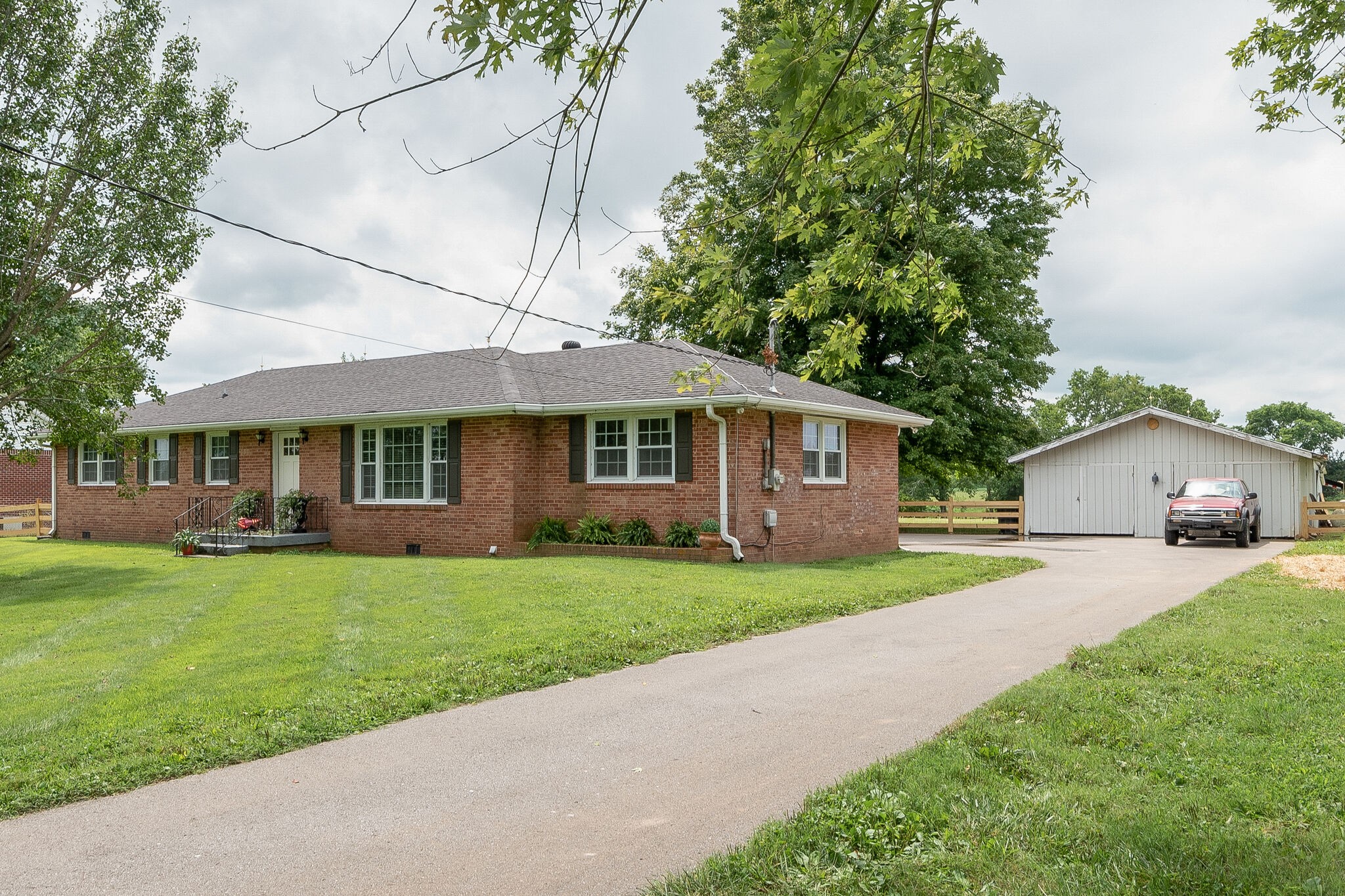 2470 Bluebird Road Lebanon, TN 37087 - Photo 5 of 35 Gallery Image 5