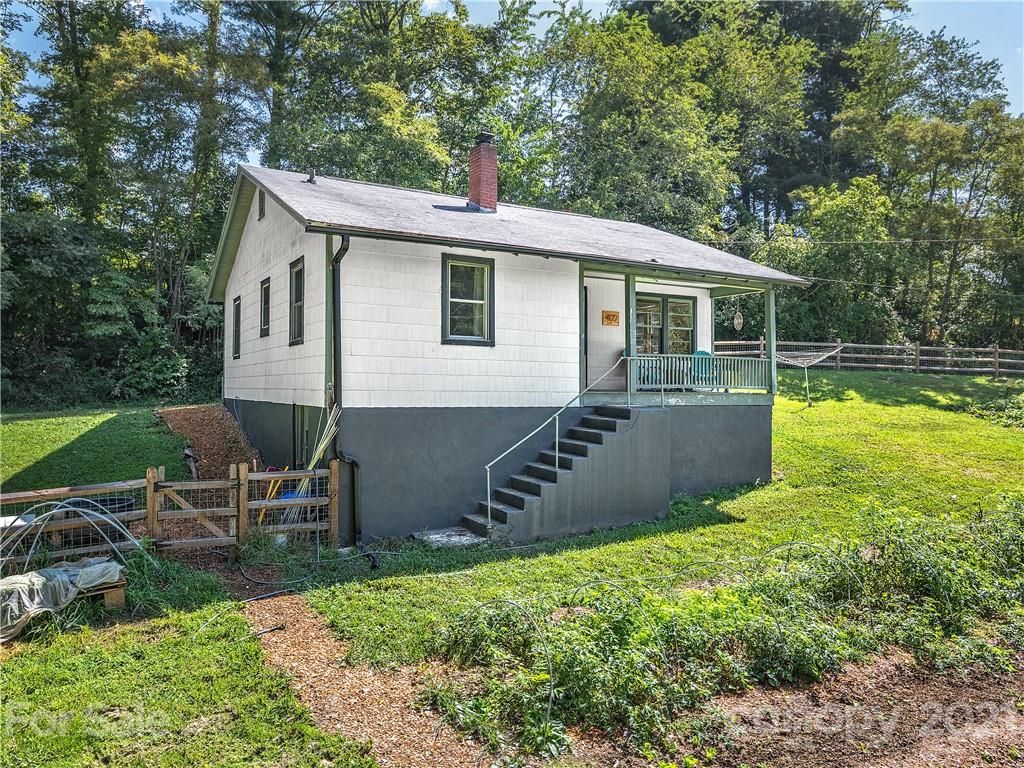 477 Fletcher Martin Road Alexander, NC 28701 - Photo 4 of 16 Gallery Image 4