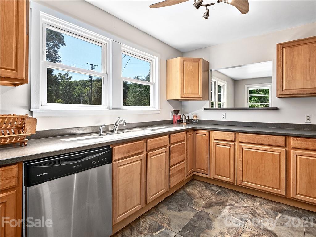 477 Fletcher Martin Road Alexander, NC 28701 - Photo 7 of 16 Gallery Image 7