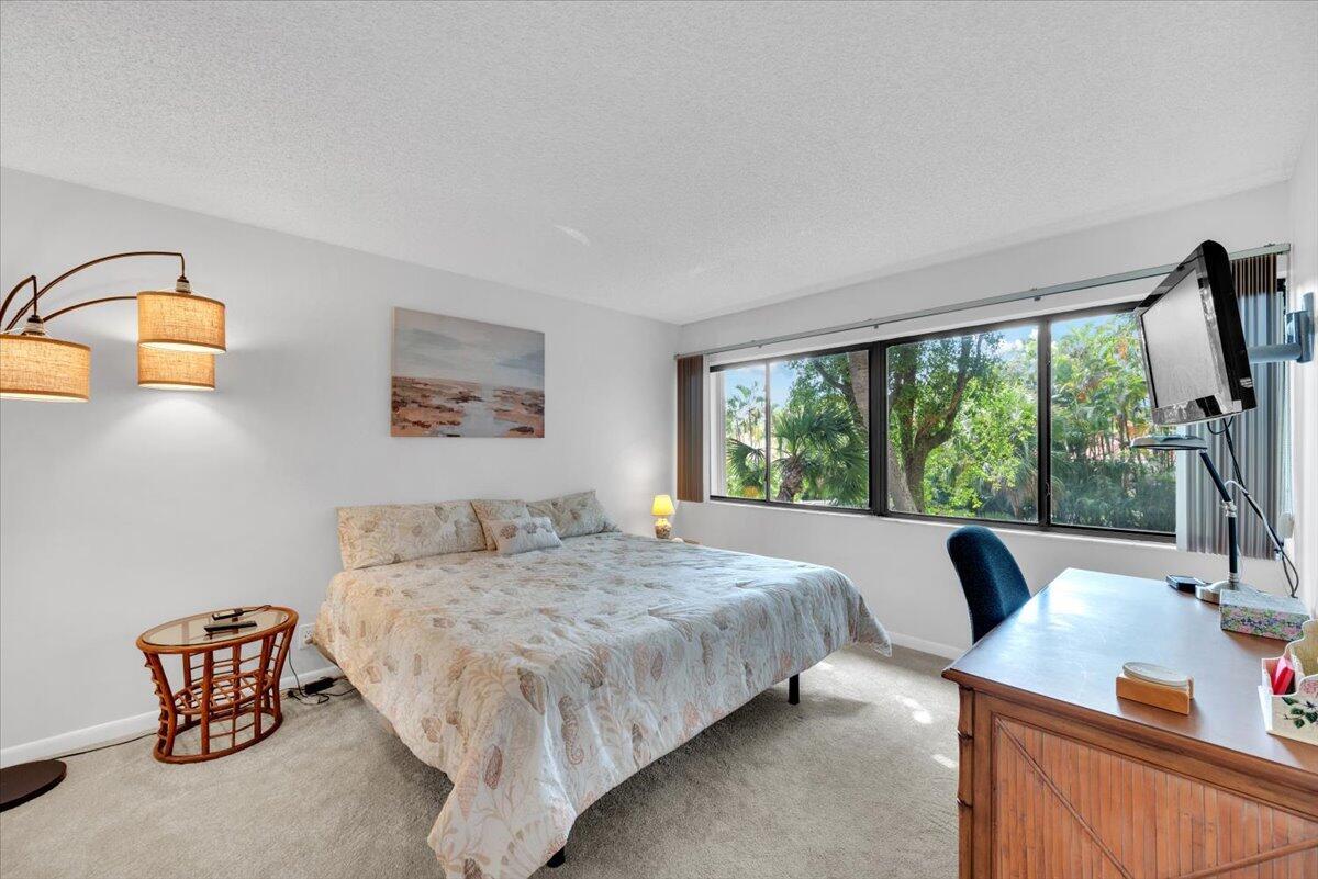 1605 Highway 1, Unit E201 Jupiter, FL 33477 - Photo 7 of 19 07-07 - 1605 S US Hwy 1 E201