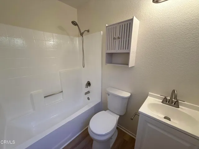 $2,695 | 2305 Glendale Boulevard, Unit 102, Los Angeles, CA 90039