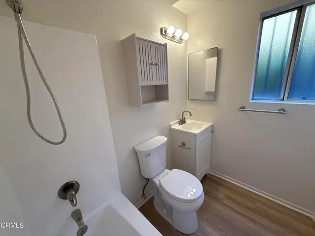 $2,695 | 2305 Glendale Boulevard, Unit 102, Los Angeles, CA 90039